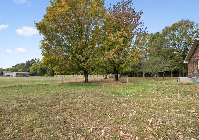 Photo 2 of Single family home for sale at 14866 Versailles Rd, Rockvale, TN 37153 | MLS# 3624036 | Listing updated on 2026-10-23
