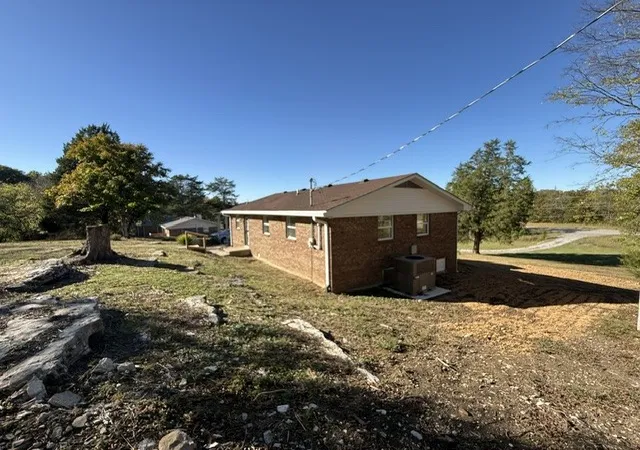 Photo 3 of Single family home for sale at 3508 Hartsville Pike, Castalian Springs, TN 37031 | MLS# 3623305 | Listing updated on 2026-10-23