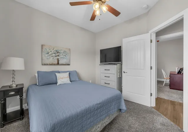 Photo 3 of Single family home for sale at 688 Jersey Dr, Clarksville, TN 37043 | MLS# 3623316 | Listing updated on 2026-10-23