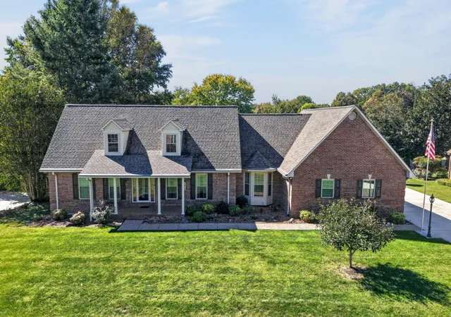 Photo 1 of Single family home for sale at 1415 Jamestown Ct, Cookeville, TN 38501 | MLS# 3623877 | Listing updated on 2026-10-22