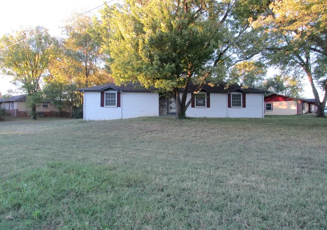 Single family home for sale at 409 Pioneer Dr, Smyrna, TN 37167 | MLS# 3623354