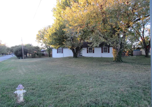 Photo 3 of Single family home for sale at 409 Pioneer Dr, Smyrna, TN 37167 | MLS# 3623354 | Listing updated on 2026-10-28