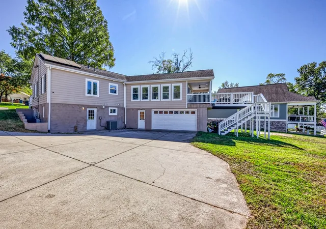 Photo 1 of Single family home for sale at 130 Park Cir, Old Hickory, TN 37138 | MLS# 3624215 | Listing updated on 2026-10-23