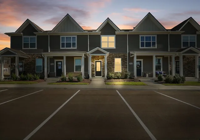 Photo 1 of Townhouse for sale at 2963 Mallard Dr, Lebanon, TN 37090 | MLS# 3623828 | Listing updated on 2026-10-21