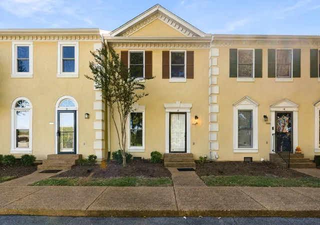 Photo 1 of Townhouse for sale at 609 Boyd Ml Ave #15, Franklin, TN 37064 | MLS# 3623445 | Listing updated on 2026-10-22