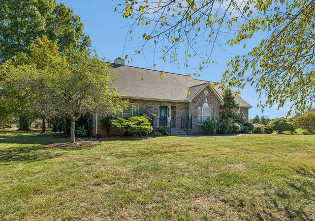 Photo 3 of Single family home for sale at 9000 Dandelion Dr, Murfreesboro, TN 37129 | MLS# 3624273 | Listing updated on 2026-10-27