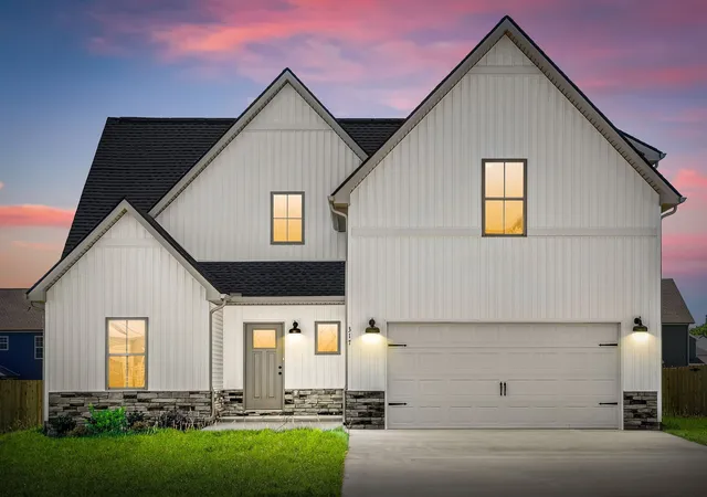 Photo 1 of Single family home for sale at 317 Galway Dr, Clarksville, TN 37042 | MLS# 3623538 | Listing updated on 2026-10-26