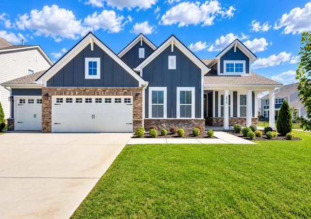 Photo 1 of Single family home for sale at 2619 Augusta Tr Dr, Columbia, TN 38401 | MLS# 3623566 | Listing updated on 2026-10-22