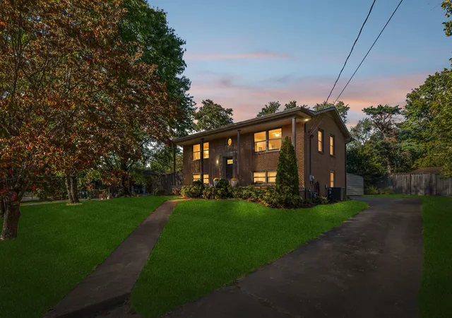 Photo 2 of Single family home for sale at 203 Tyler Dr, Hermitage, TN 37076 | MLS# 3623563 | Listing updated on 2026-10-31