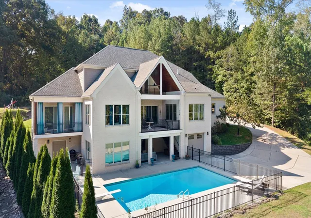 Single family home for sale at 2008 River Blf Dr, Hixson, TN 37343 | MLS# 3623507
