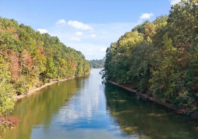 Photo 1 of Single family home for sale at 2008 River Blf Dr, Hixson, TN 37343 | MLS# 3623507 | Listing updated on 2026-10-23