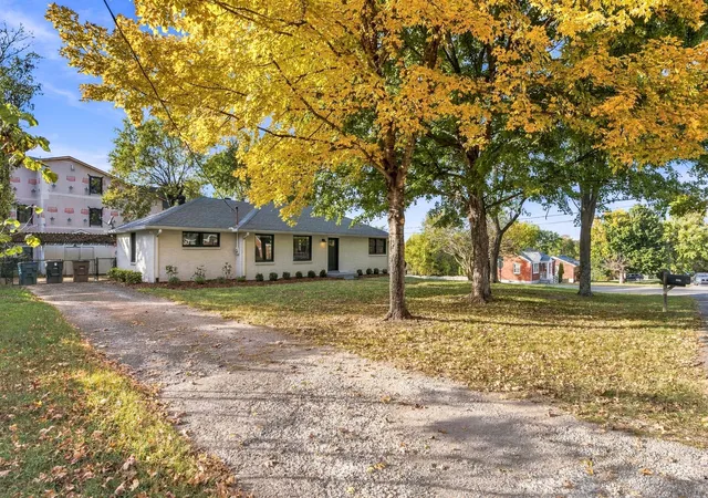 Photo 3 of Single family home for sale at 1604 Lethia Dr, Nashville, TN 37206 | MLS# 3628126 | Listing updated on 2026-10-28