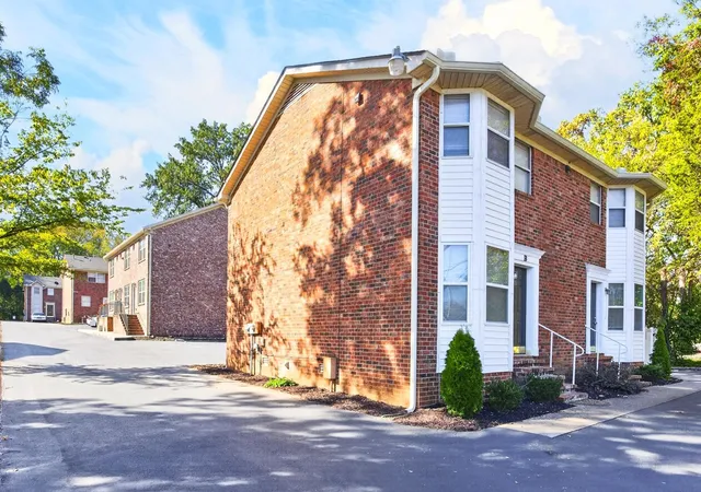 Photo 1 of Multi family home for sale at 1430 E Main St, Murfreesboro, TN 37130 | MLS# 3627516 | Listing updated on 2026-10-30