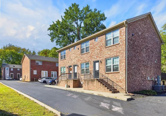 Photo 2 of Multi family home for sale at 1430 E Main St, Murfreesboro, TN 37130 | MLS# 3627516 | Listing updated on 2026-10-30