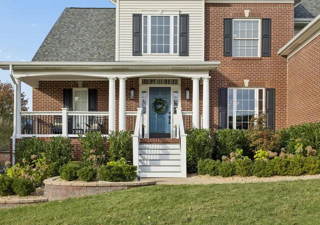 Photo 1 of Single family home for sale at 813 Brooke Valley Trce, Clarksville, TN 37043 | MLS# 3626218 | Listing updated on 2026-10-28