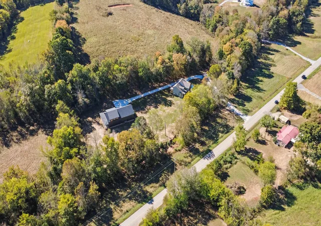 Photo 1 of Single family home for sale at 1046 Indian Crk Rd, Cumberland Furnace, TN 37051 | MLS# 3623610 | Listing updated on 2026-10-21