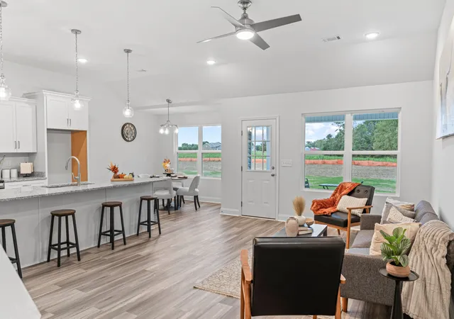 Photo 3 of Single family home for sale at 1260 E Heflin St, Cedar Hill, TN 37032 | MLS# 3624248 | Listing updated on 2026-10-23