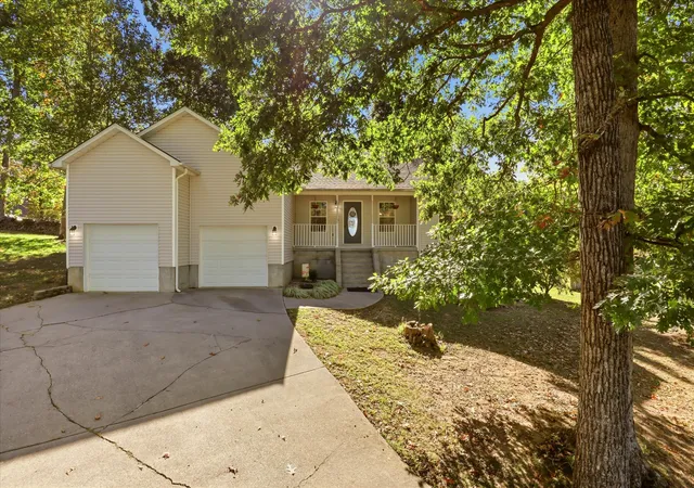 Photo 1 of Single family home for sale at 316 Hansels Lea, Sevierville, TN 37876 | MLS# 3623622 | Listing updated on 2026-10-26