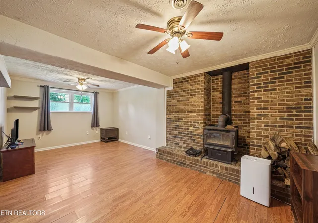 Photo 3 of Single family home for sale at 1720 Campfire Dr, Knoxville, TN 37931 | MLS# 3623596 | Listing updated on 2026-10-29