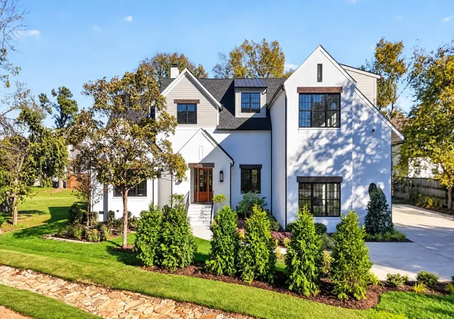 Photo 1 of Single family home for sale at 4514e Granny White Pike, Nashville, TN 37204 | MLS# 3624859 | Listing updated on 2026-10-23