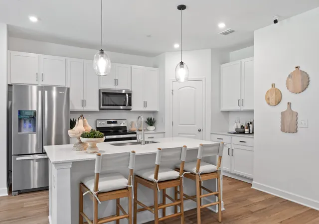 Photo 3 of Single family home for sale at 1032 Hittinger Dr, Antioch, TN 37013 | MLS# 3623664 | Listing updated on 2026-10-21