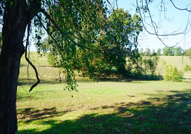 Photo 3 of Single family home for sale at 1727 Highway 49 E, Charlotte, TN 37036 | MLS# 3623806 | Listing updated on 2026-10-23
