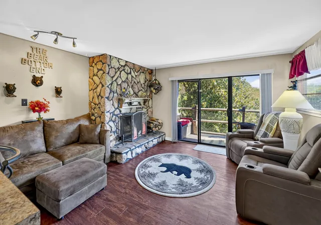 Photo 1 of Condo for sale at 1081 Cove Rd #624, Sevierville, TN 37876 | MLS# 3629873 | Listing updated on 2026-10-30