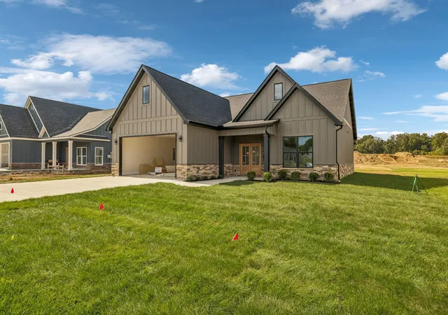 Photo 1 of Single family home for sale at 135 Legacy Way, Smithville, TN 37166 | MLS# 3623796 | Listing updated on 2026-10-21