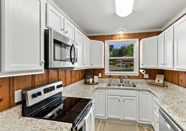 Photo 4 of Single family home for sale at 401 Mitchell Ave, Smyrna, TN 37167 | MLS# 3623739 | Listing updated on 2026-10-23