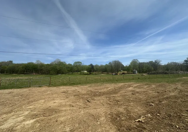 Photo 1 of Land for sale at 7 Lick Crk Rd, Dover, TN 37058 | MLS# 3623738 | Listing updated on 2026-10-22