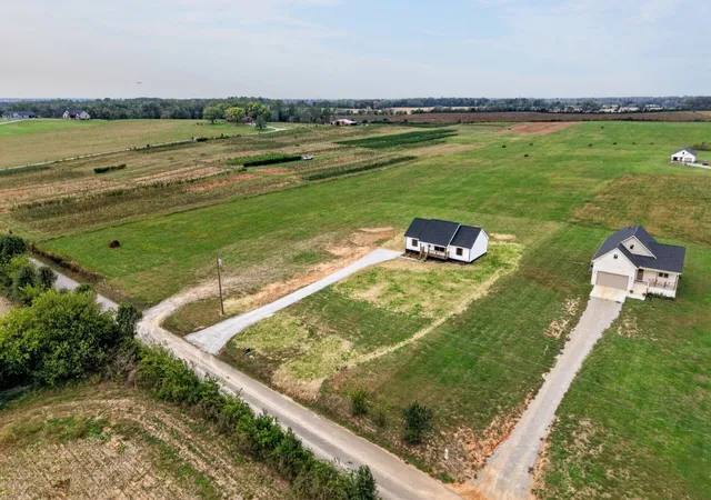 Photo 4 of Single family home for sale at 430 Charlie Turner Rd, Mc Minnville, TN 37110 | MLS# 3623814 | Listing updated on 2026-10-21