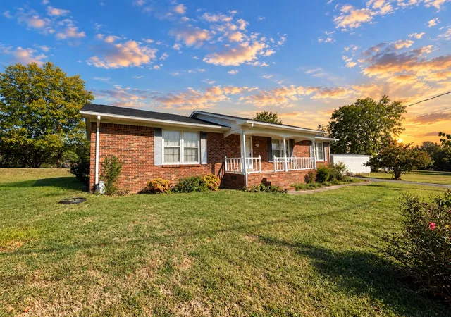Single family home for sale at 975 Simms Cvs, Pulaski, TN 38478 | MLS# 3623768