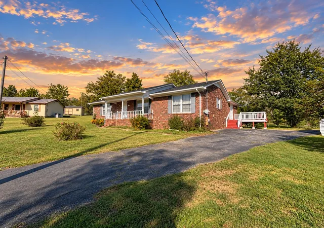 Photo 1 of Single family home for sale at 975 Simms Cvs, Pulaski, TN 38478 | MLS# 3623768 | Listing updated on 2026-10-21