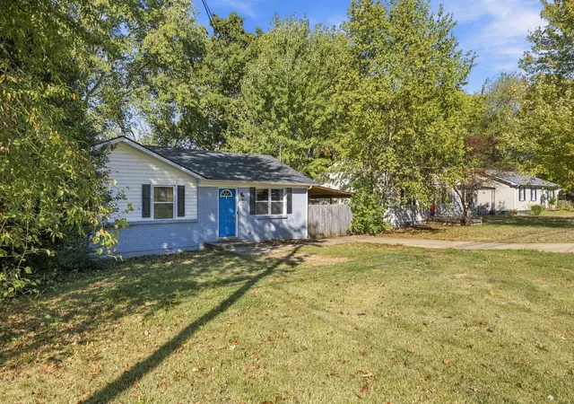 Photo 1 of Single family home for sale at 1592 Bevard Rd, Clarksville, TN 37042 | MLS# 3623764 | Listing updated on 2026-10-22