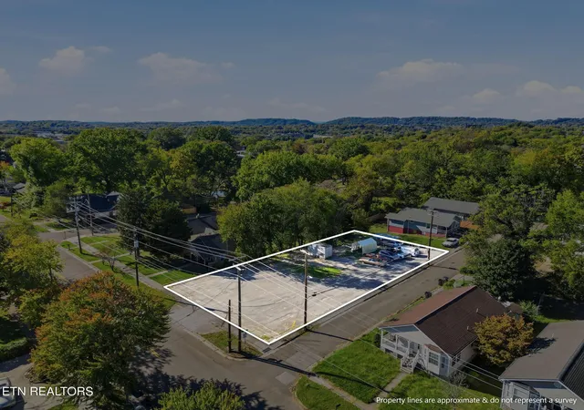 Photo 1 of Land for sale at 2115 Mccalla Ave, Knoxville, TN 37915 | MLS# 3623773 | Listing updated on 2026-10-21