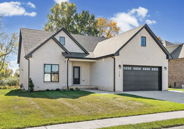 Photo 2 of Single family home for sale at 730 Southern Pine Trl, Clarksville, TN 37043 | MLS# 3628209 | Listing updated on 2026-10-29