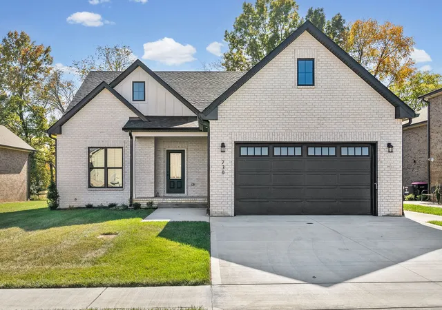 Photo 3 of Single family home for sale at 730 Southern Pine Trl, Clarksville, TN 37043 | MLS# 3628209 | Listing updated on 2026-10-29