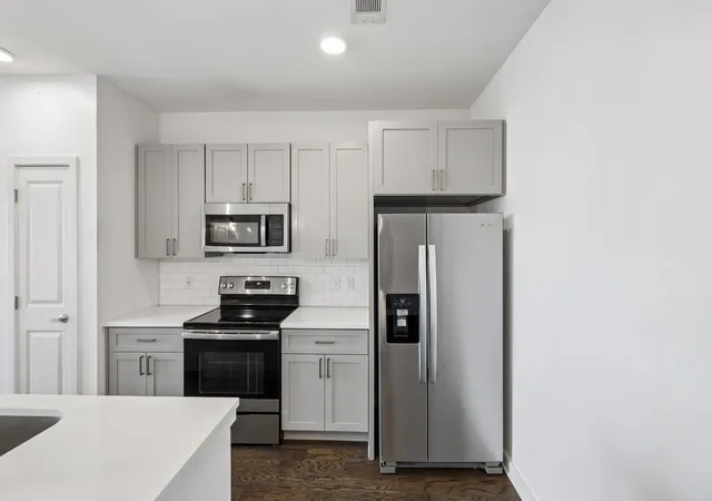 Photo 4 of Condo for sale at 1677 54th Avenue N #407, Nashville, TN 37209 | MLS# 3623931 | Listing updated on 2026-10-22