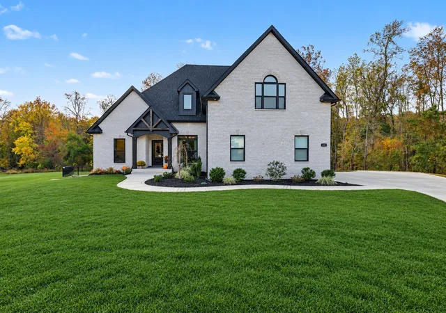 Single family home for sale at 422 Young Ln, Pleasant View, TN 37146 | MLS# 3624662