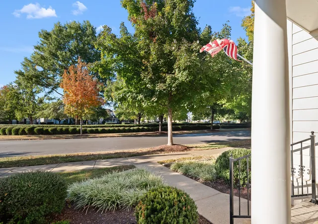 Photo 2 of Townhouse for sale at 1532 Charleston Blvd, Murfreesboro, TN 37130 | MLS# 3624904 | Listing updated on 2026-10-23