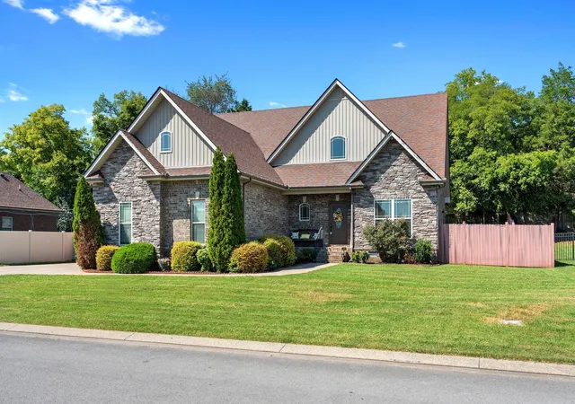 Photo 4 of Single family home for sale at 5232 Honeybee Dr, Murfreesboro, TN 37129 | MLS# 3623813 | Listing updated on 2026-10-25