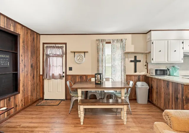 Photo 4 of Single family home for sale at 4240 County Rd 5, Florence, AL 35633 | MLS# 3623842 | Listing updated on 2026-10-21