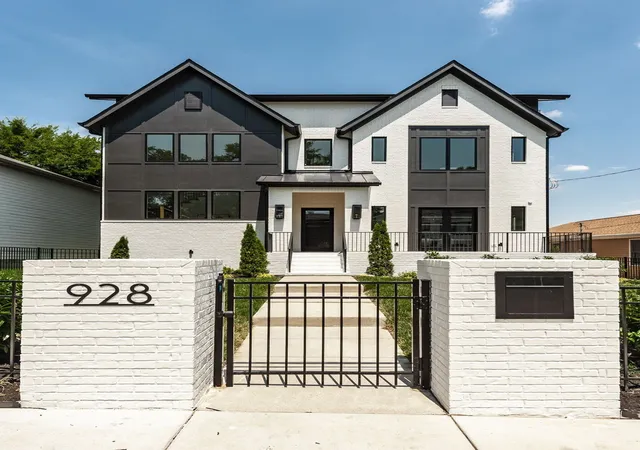 Single family home for sale at 928 11th Avenue N, Nashville, TN 37208 | MLS# 3623996