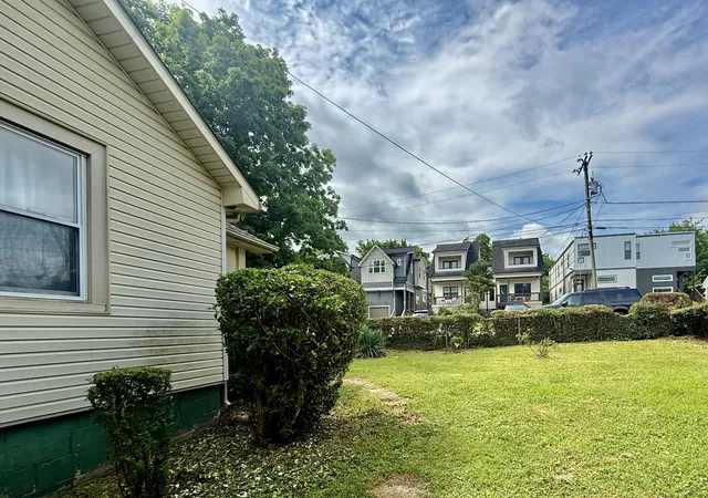Photo 4 of Single family home for sale at 1609 Essex Ave, Nashville, TN 37216 | MLS# 3626722 | Listing updated on 2026-10-29