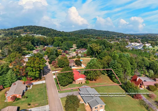 Photo 4 of Single family home for sale at 3523 Wedgewood Dr, Morristown, TN 37814 | MLS# 3623894 | Listing updated on 2026-10-26