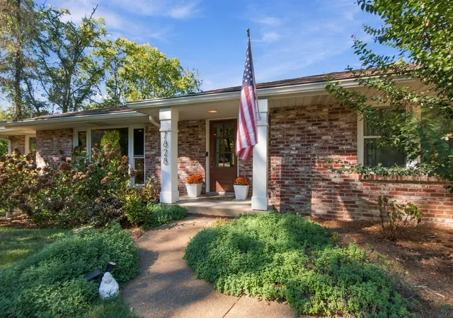 Single family home for sale at 7828 Highway 100, Nashville, TN 37221 | MLS# 3624370