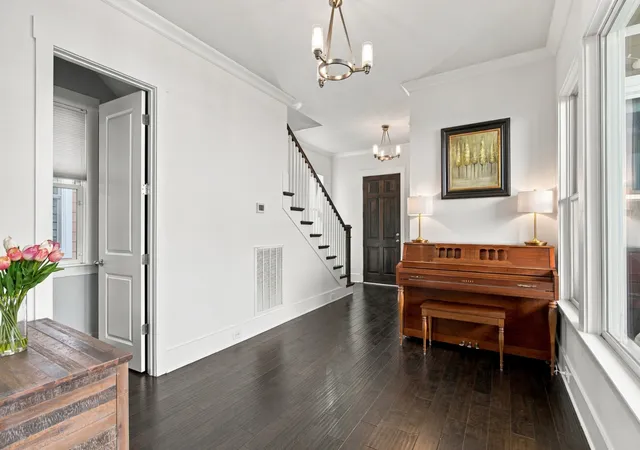 Photo 3 of Single family home for sale at 1629 Glen Echo Rd, Nashville, TN 37215 | MLS# 3627232 | Listing updated on 2026-10-27