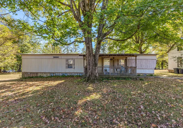 Photo 2 of Manufactured home for sale at 2525 Lockertsville Rd, Ashland City, TN 37015 | MLS# 3624060 | Listing updated on 2026-10-23