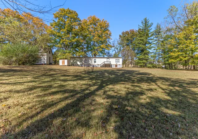 Photo 3 of Manufactured home for sale at 2525 Lockertsville Rd, Ashland City, TN 37015 | MLS# 3624060 | Listing updated on 2026-10-23