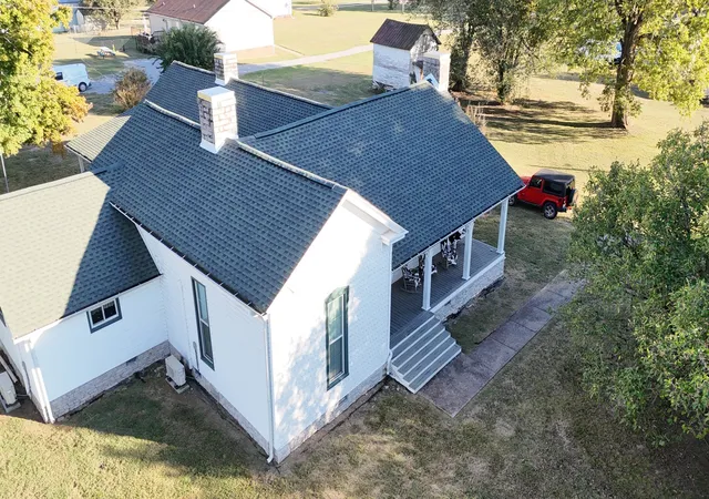 Photo 2 of Single family home for sale at 508 Morningside Dr, Chapel Hill, TN 37034 | MLS# 3624035 | Listing updated on 2026-10-22
